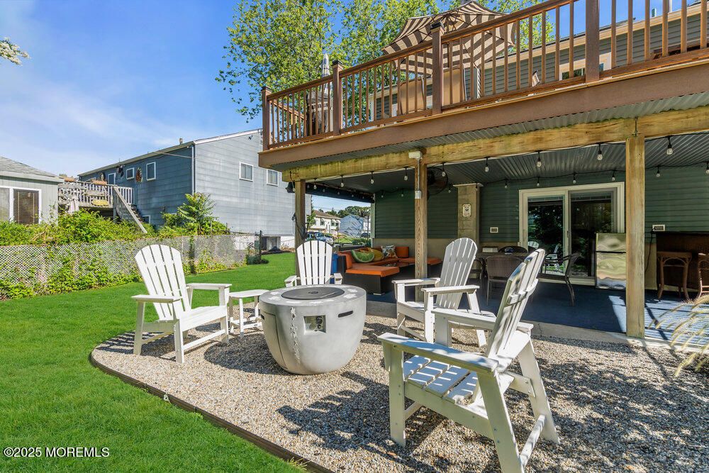 Backyard, Exterior, Hot Tub