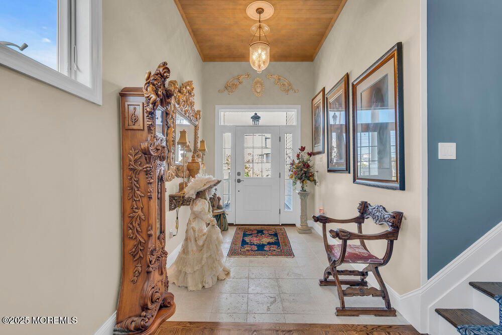 Interior, Pendant Lights, Wooden Ceilings