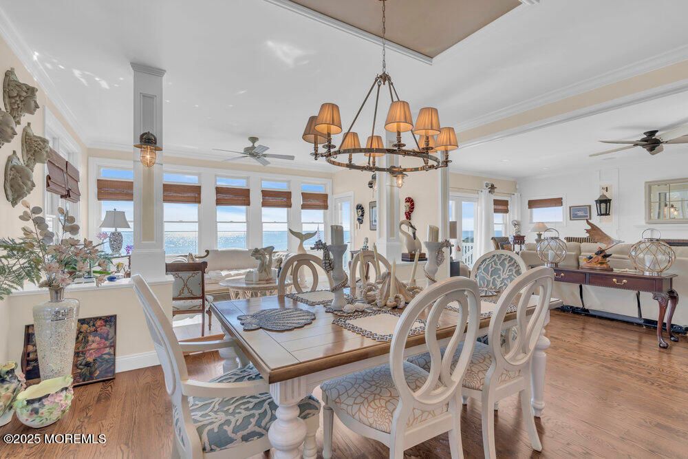 Chandelier, Dining room, Interior, Living room, Water, Wood Texture Flooring