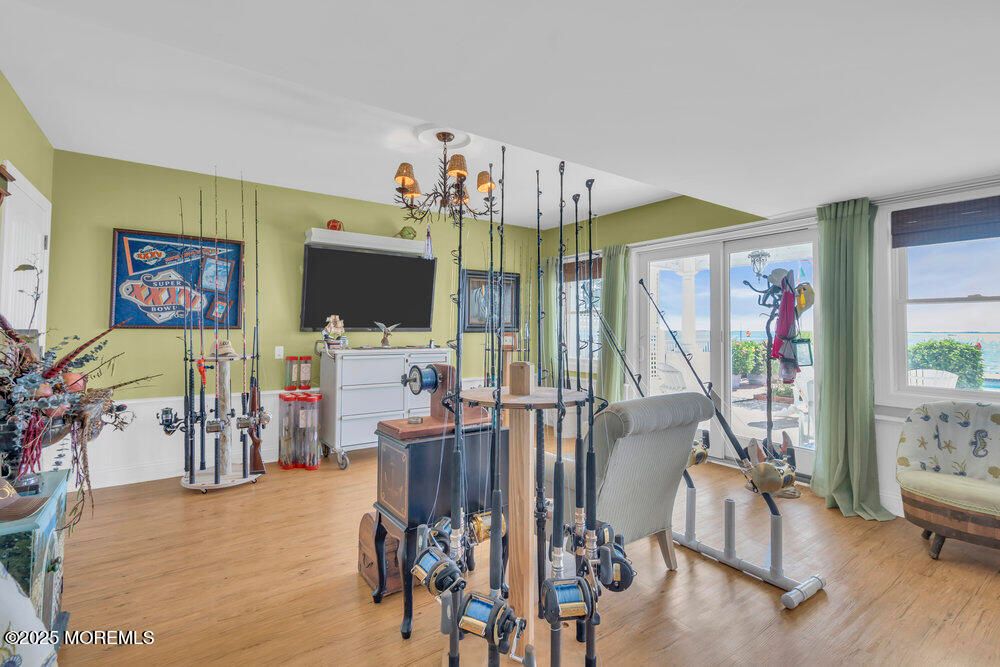 Chandelier, Interior, Wood Texture Flooring