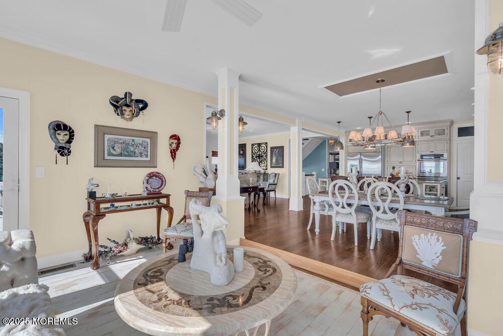 Chandelier, Dining room, Interior, Kitchen, Wood Texture Flooring