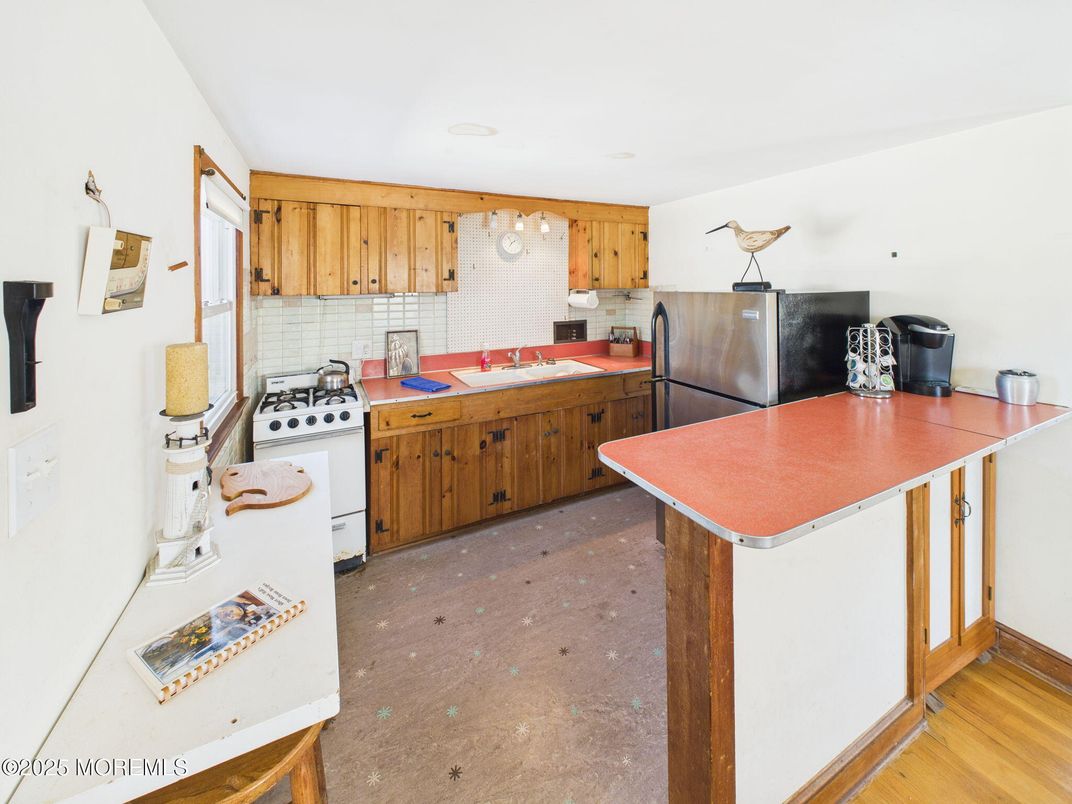 Interior, Kitchen, Wood Texture Flooring