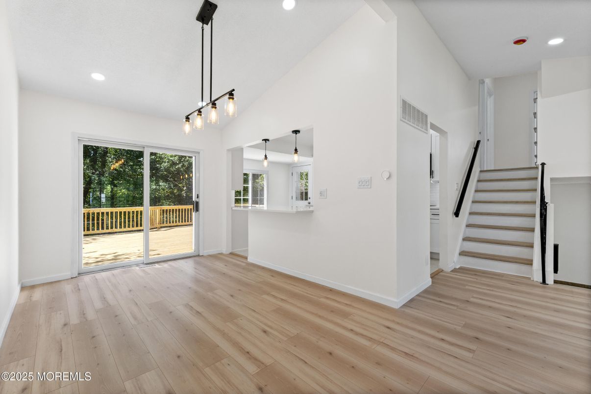 Empty room, Interior, Pendant Lights, Recessed Lighting, Wood Texture Flooring