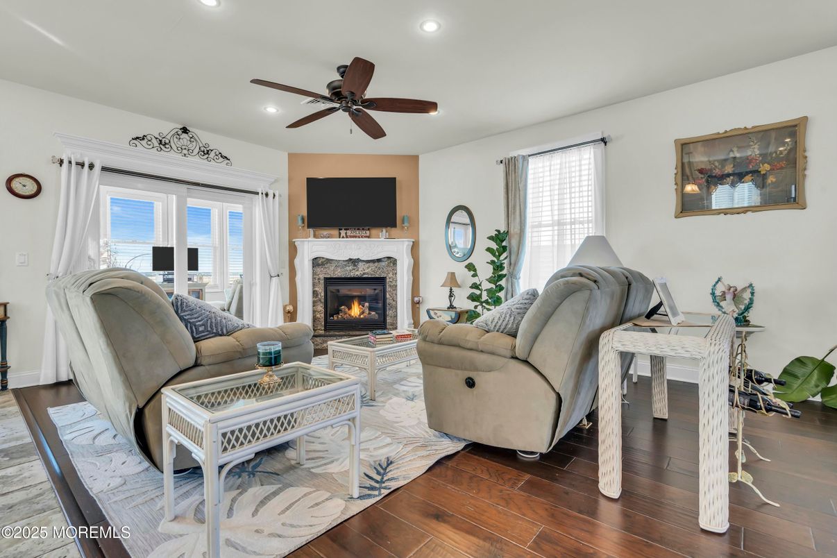 Fireplace, Interior, Living room, Recessed Lighting, Wood Texture Flooring