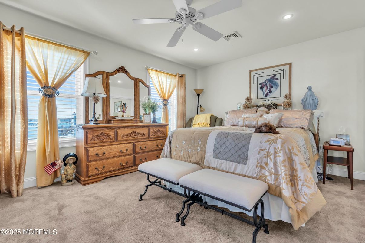 Bedroom, Interior, Recessed Lighting