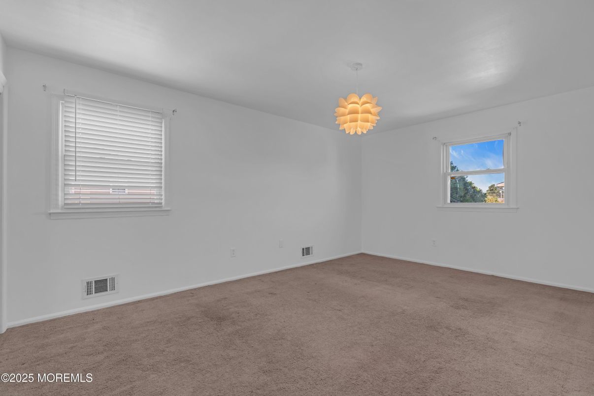 Chandelier, Empty room, Interior
