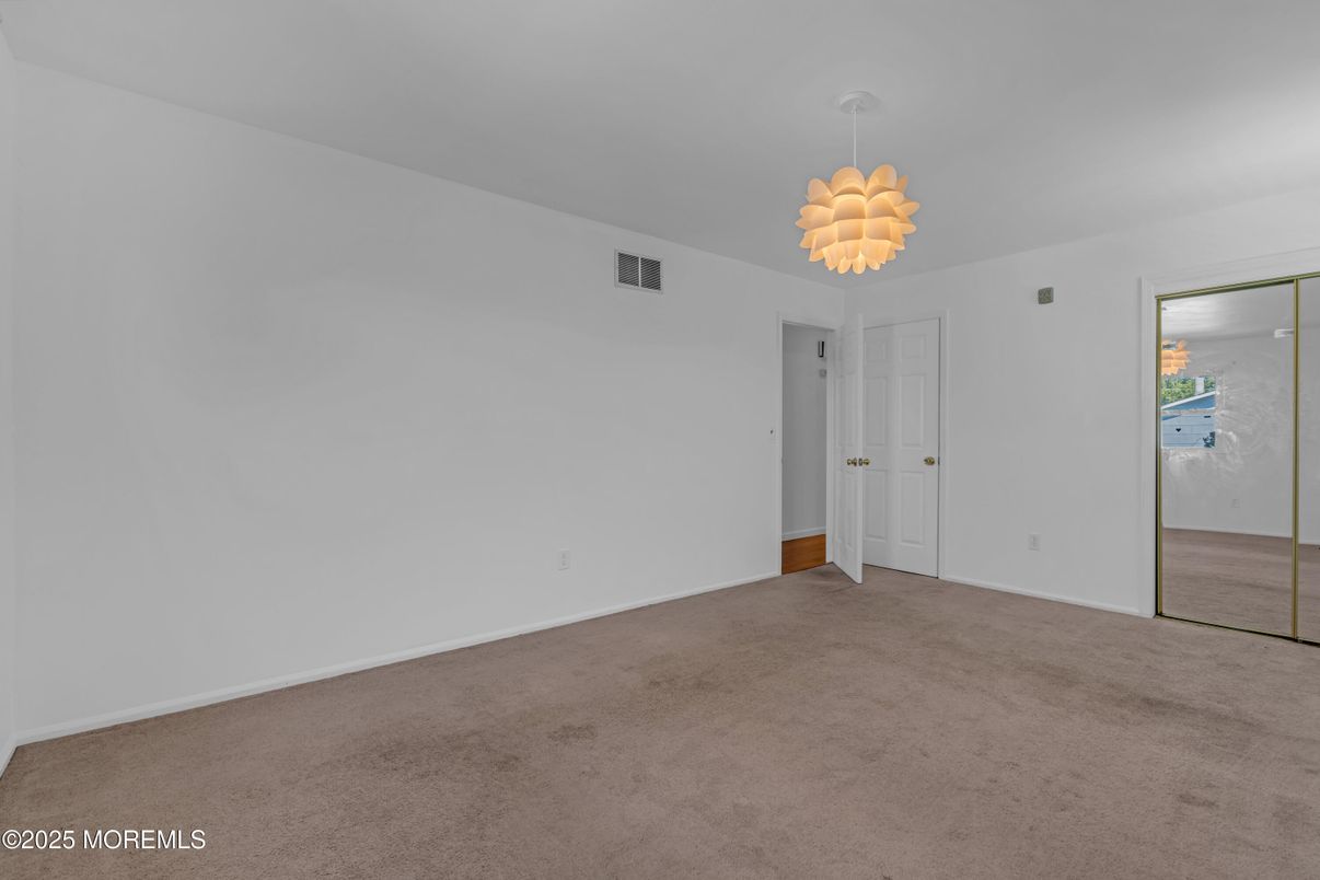 Chandelier, Empty room, Interior