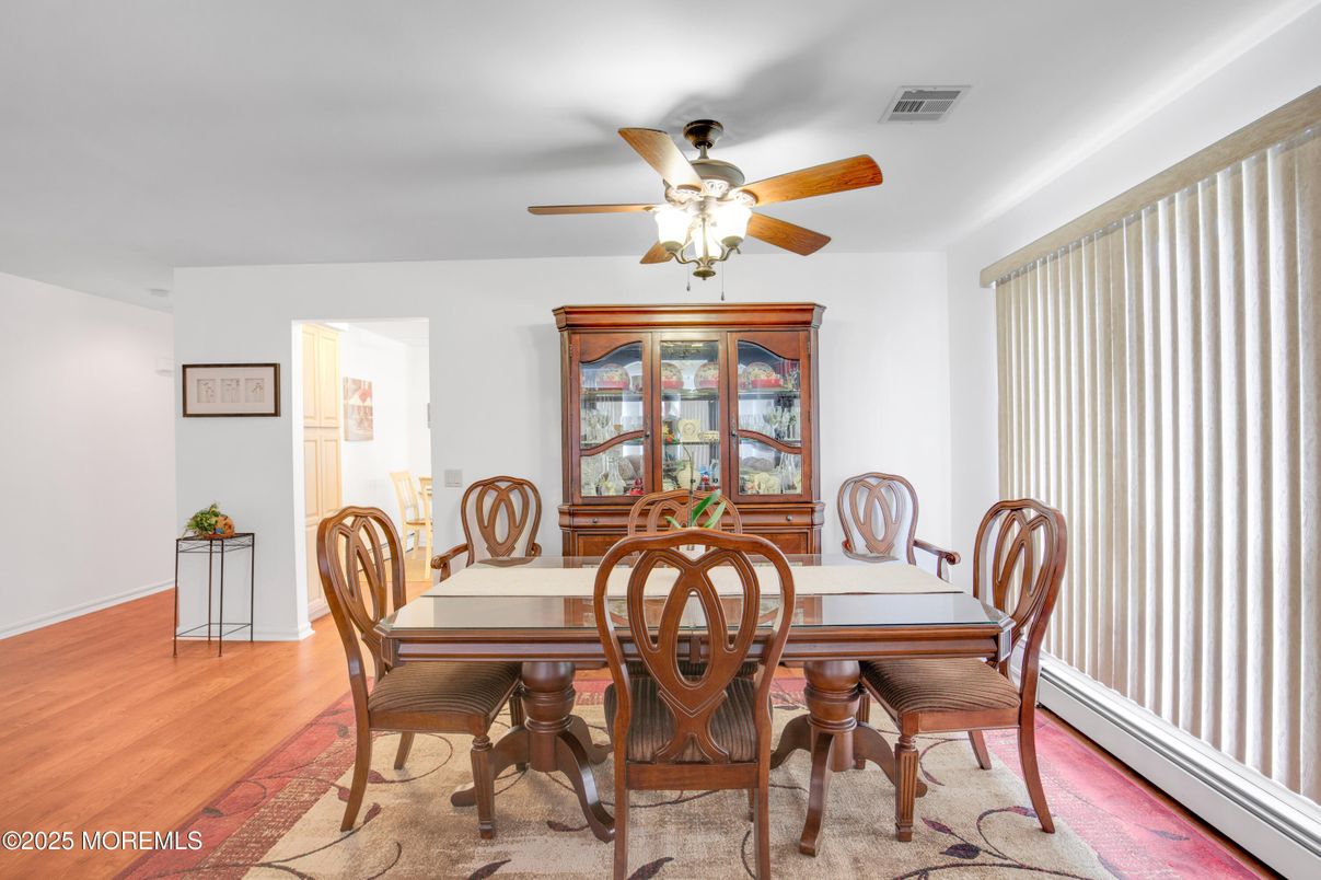 Dining room, Interior, Wood Texture Flooring