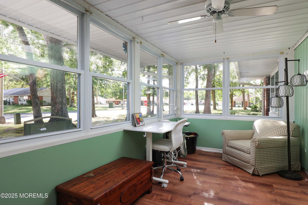 Home Office, Interior, Sun Room, Wood Texture Flooring