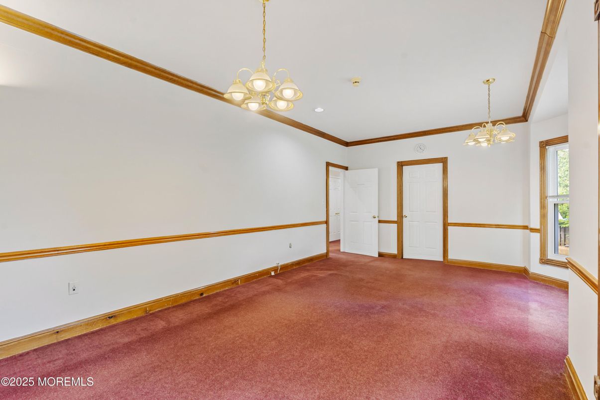 Empty room, Interior, Pendant Lights
