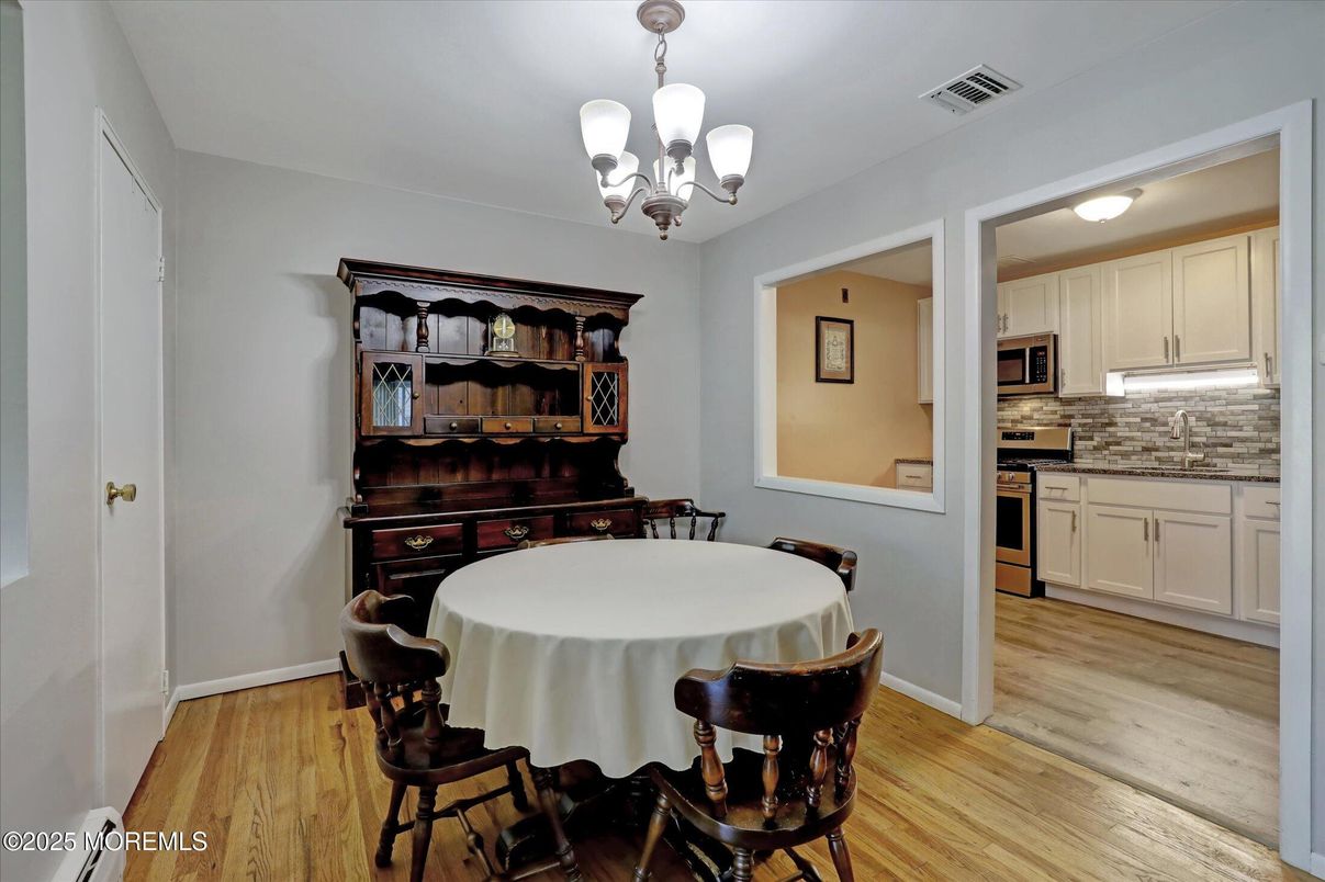 Chandelier, Dining room, Interior, Kitchen, Wood Texture Flooring