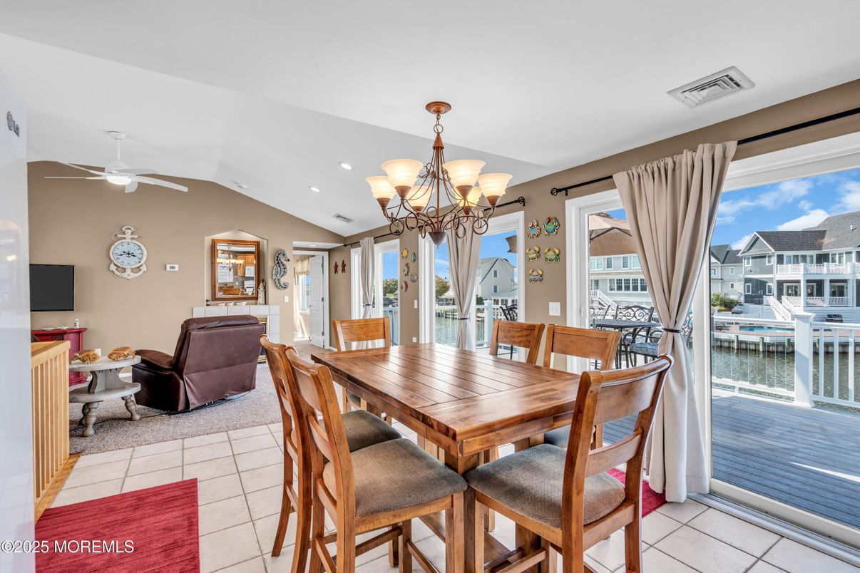 Chandelier, Dining room, Interior, Recessed Lighting, Water