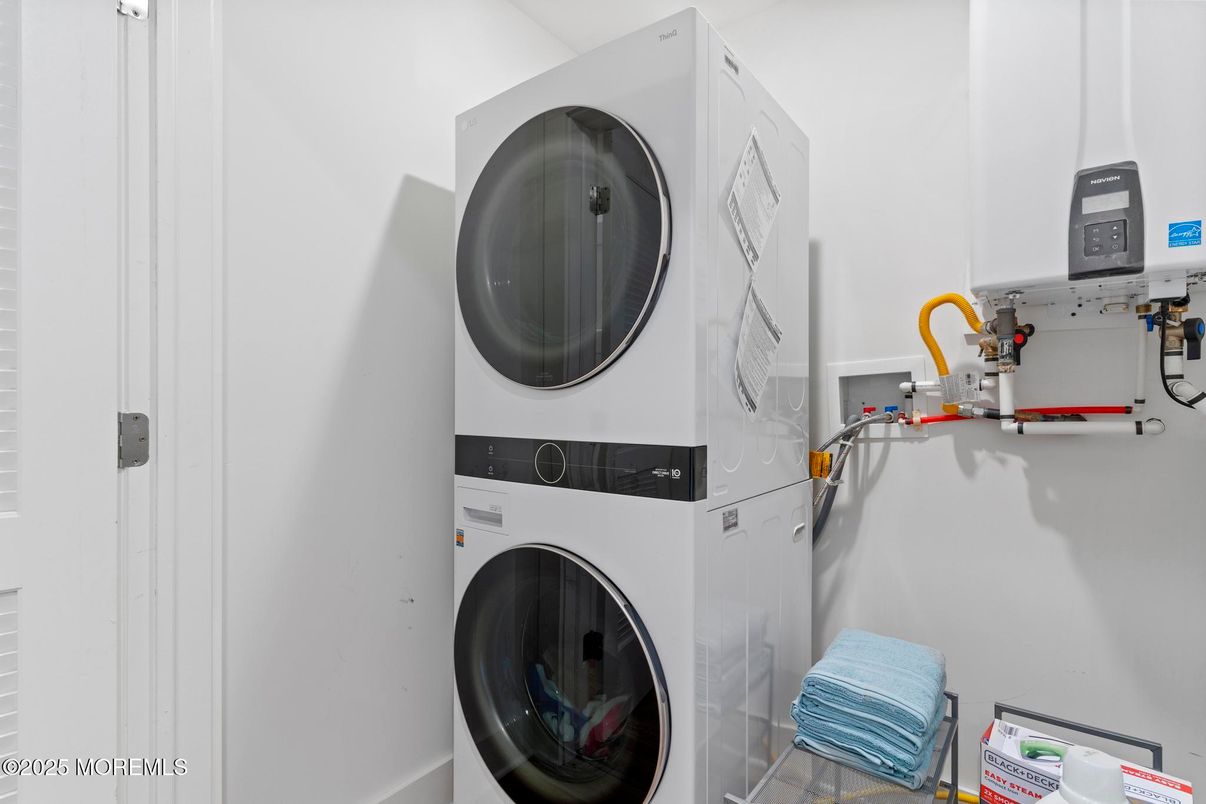 Interior, Utility Closets, Washer