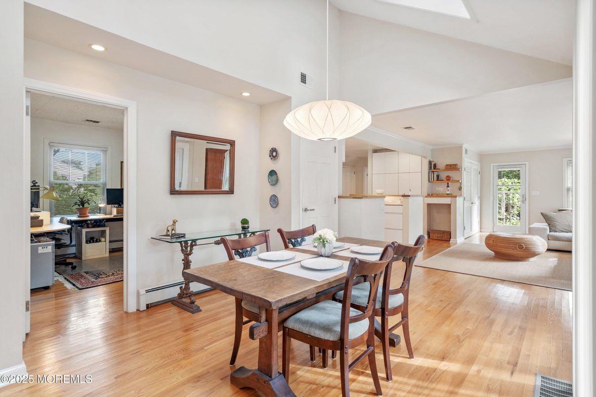 Dining room, Interior, Pendant Lights, Recessed Lighting, Wood Texture Flooring