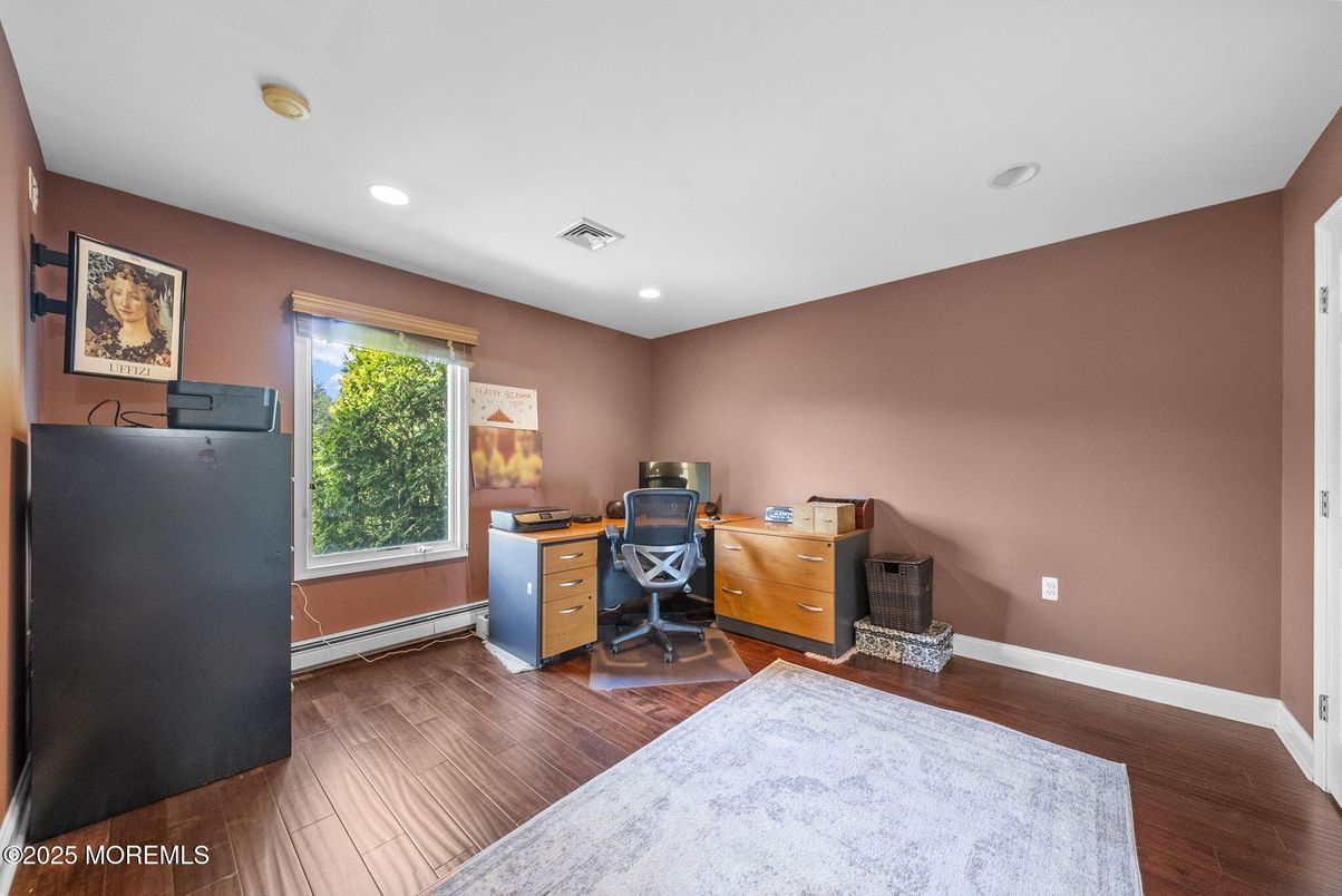 Home Office, Interior, Recessed Lighting, Wood Texture Flooring