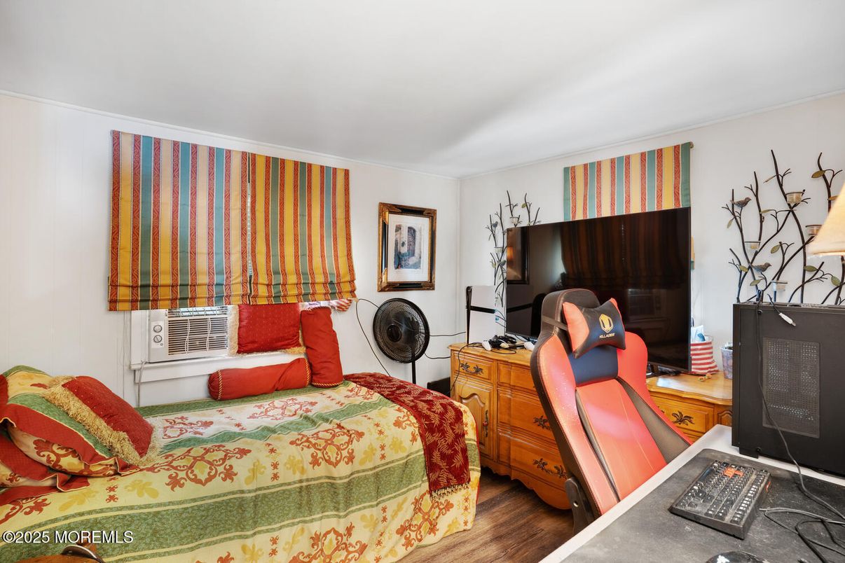 Bedroom, Home Office, Interior, Wood Texture Flooring