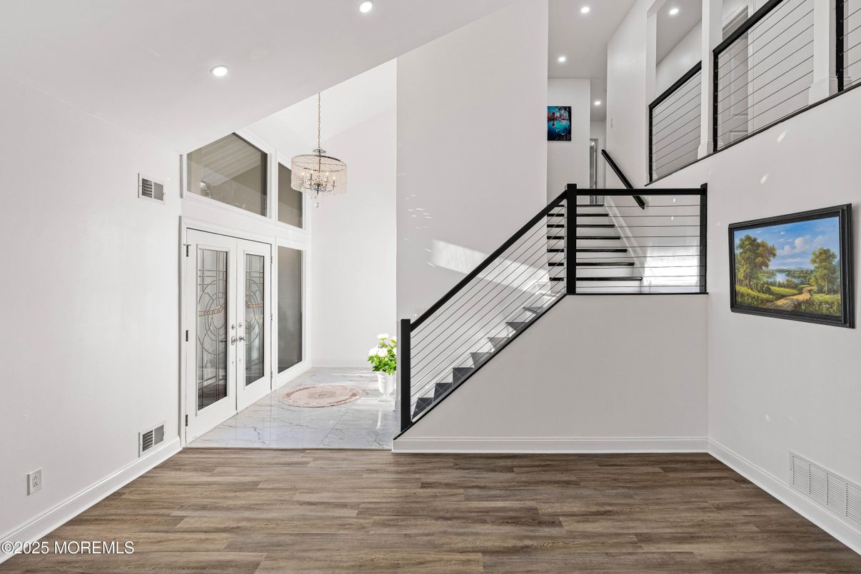 Interior, Pendant Lights, Recessed Lighting, Wood Texture Flooring