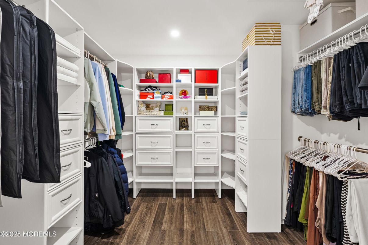 Interior, Recessed Lighting, Walk-in Closets, Wood Texture Flooring