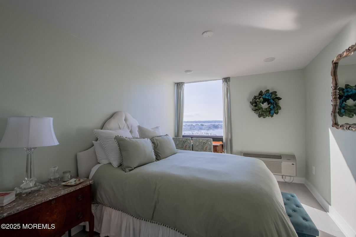 Bedroom, Interior, Water