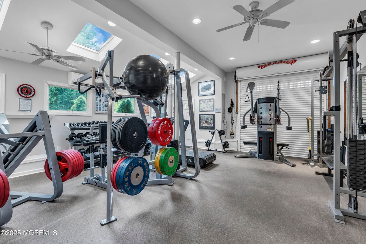 Fitness Equipment, Interior, Recessed Lighting