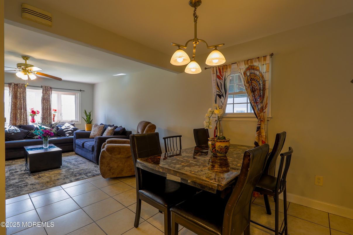 Dining room, Interior, Living room, Pendant Lights