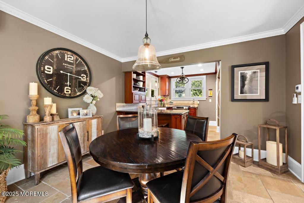 Dining room, Interior, Kitchen, Pendant Lights, Recessed Lighting