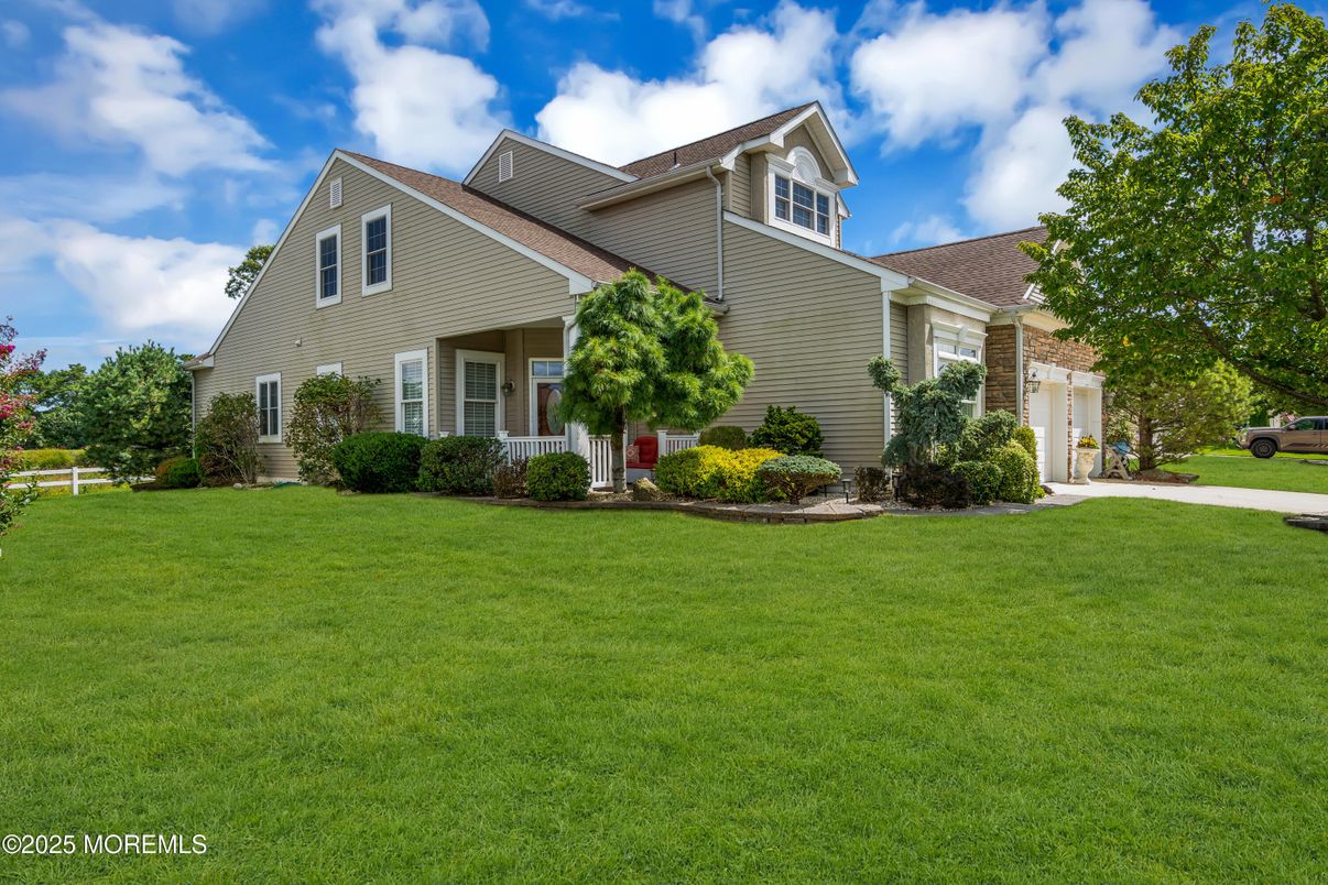 Attached, Backyard, Exterior, Facade, Farmhouse