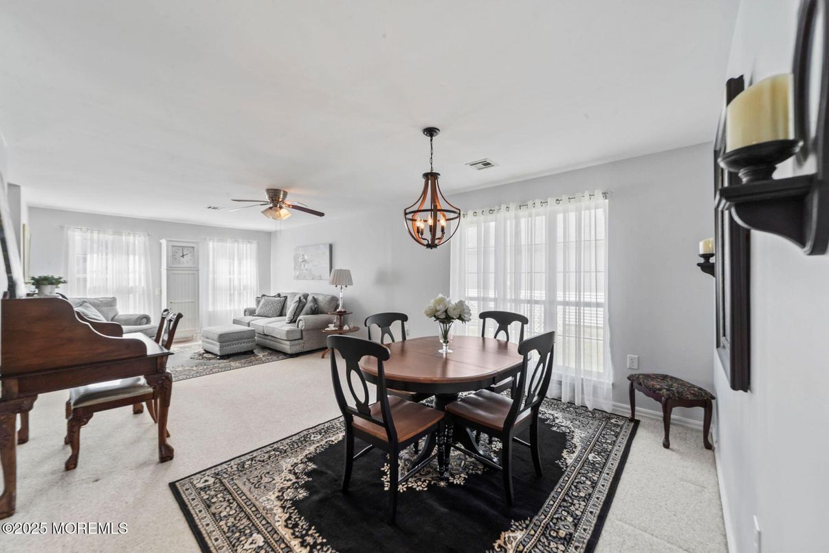 Chandelier, Dining room, Interior, Living room, Pendant Lights, Piano