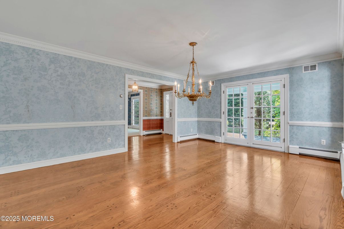Chandelier, Empty room, Interior, Pendant Lights, Wood Texture Flooring