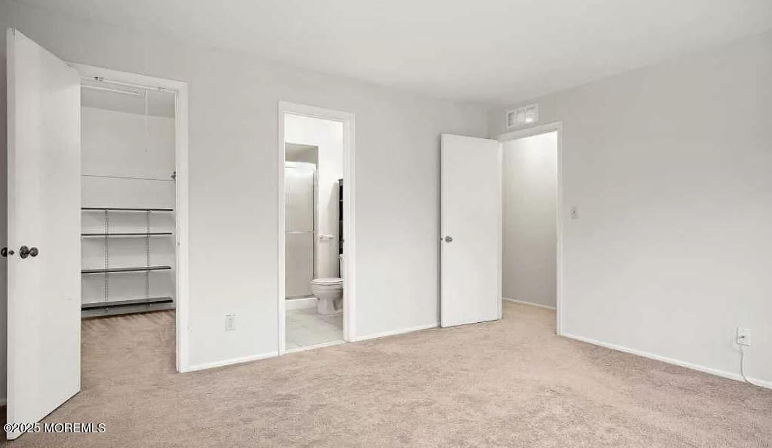 Bathroom, Empty room, Interior