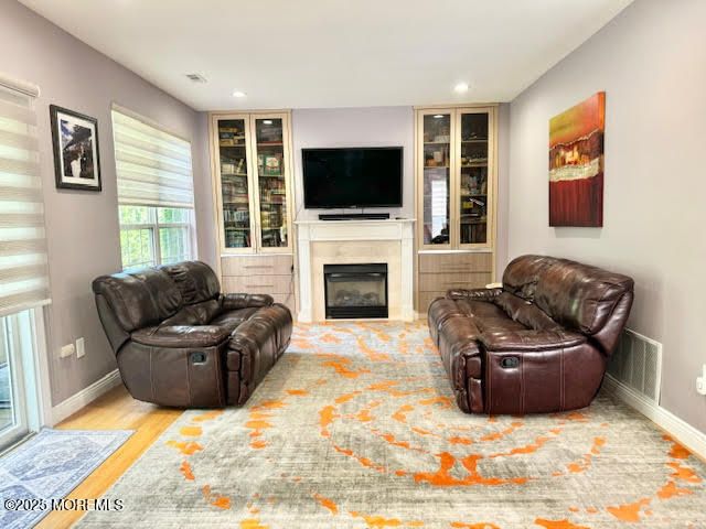 Fireplace, Interior, Living room, Recessed Lighting, Wood Texture Flooring