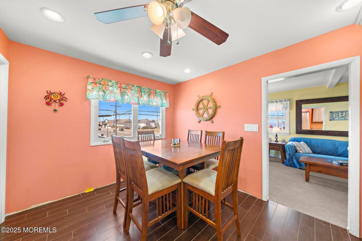 Dining room, Interior, Recessed Lighting, Wood Texture Flooring
