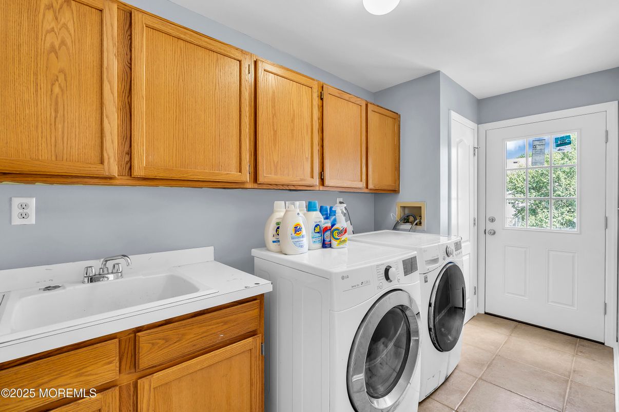 Interior, Washer