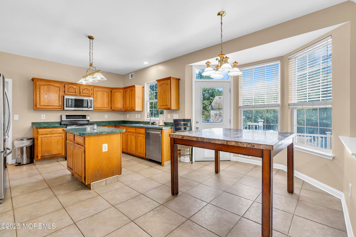 Interior, Kitchen, Pendant Lights, Recessed Lighting, Stainless Steel Appliances