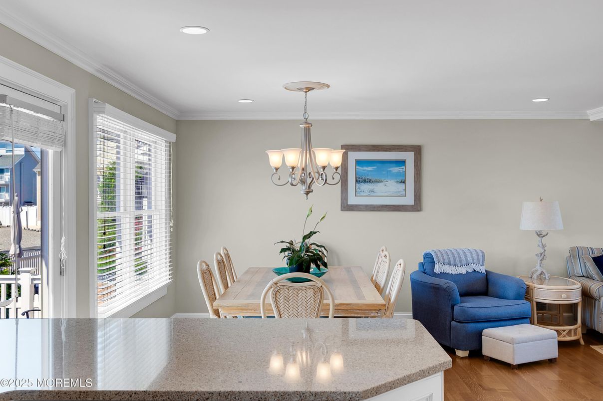 Chandelier, Dining room, Interior, Recessed Lighting, Wood Texture Flooring