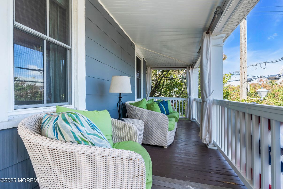 Exterior, Wood Texture Flooring