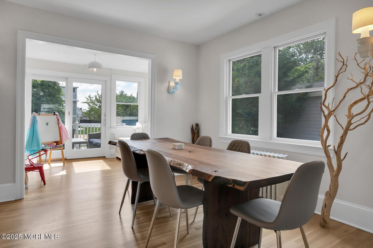 Dining room, Interior, Wood Texture Flooring