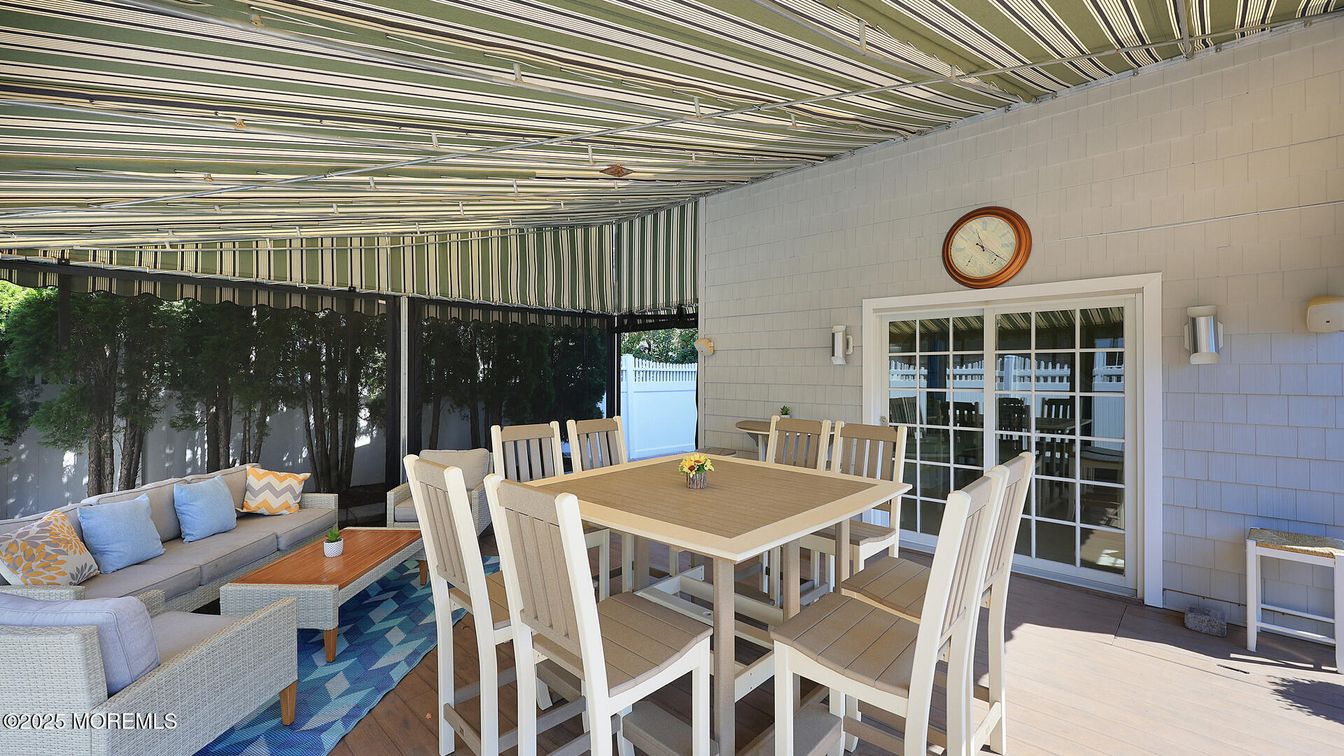Dining room, Exterior, Interior