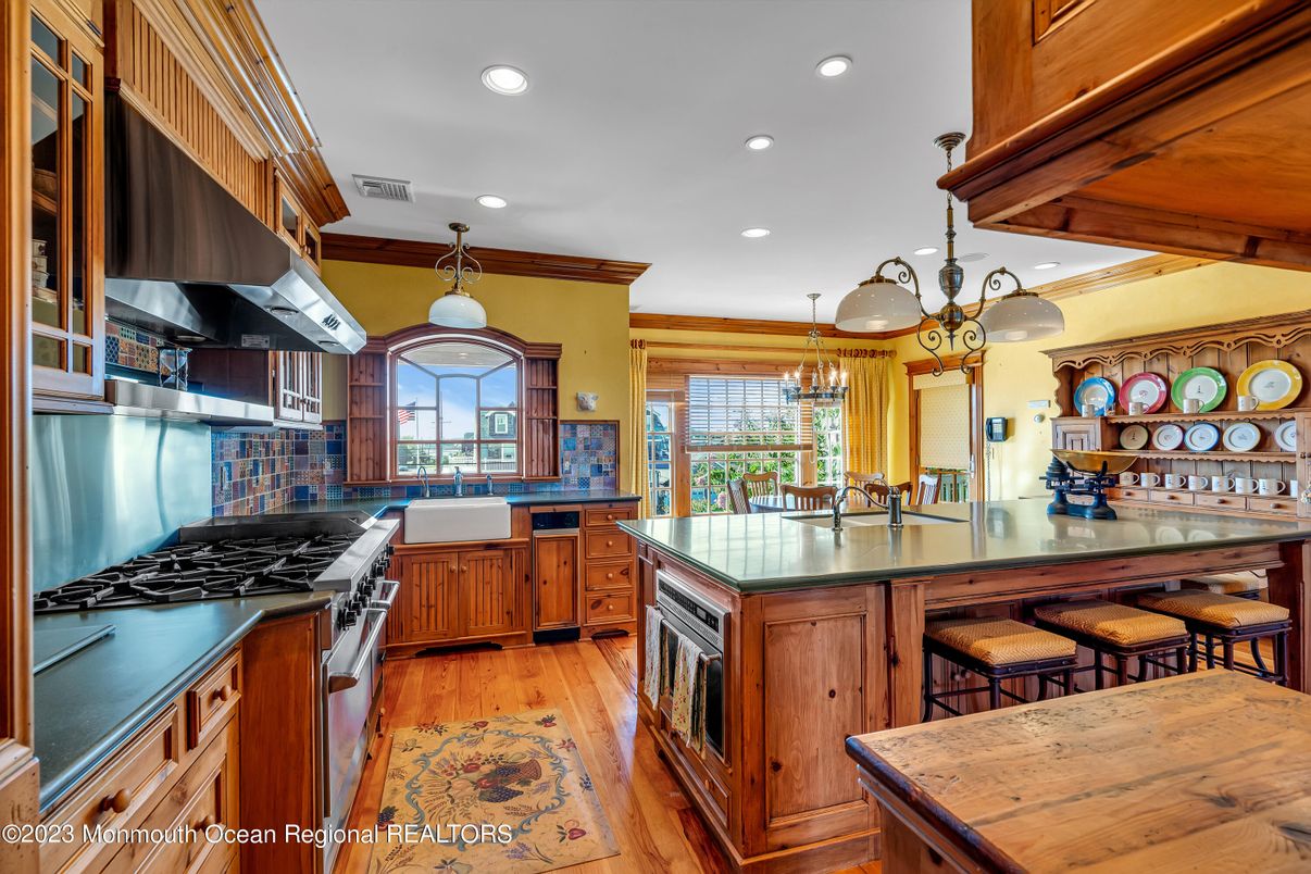 Chandelier, Interior, Kitchen, Pendant Lights, Recessed Lighting, Wood Texture Flooring