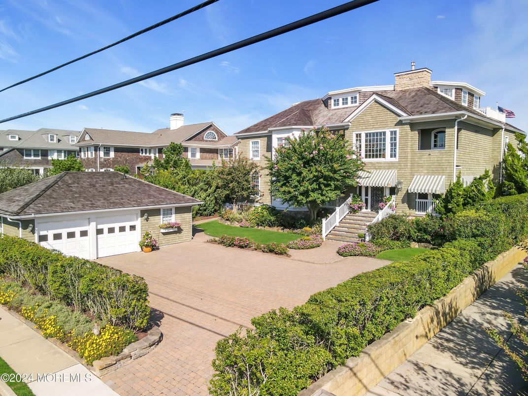 Attached, Detached Garage, Exterior, Facade, Mediterranean