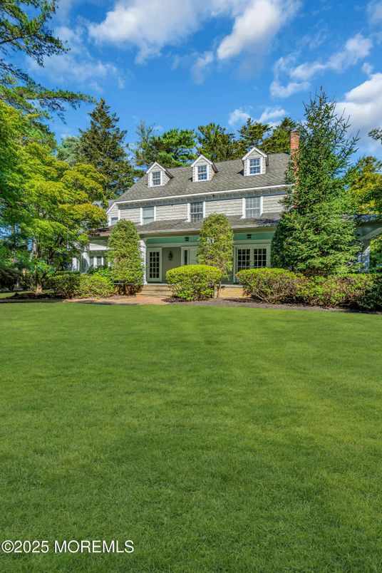 Backyard, Exterior, Facade, French Provincial