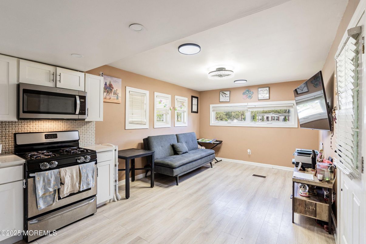 Interior, Kitchen, Stainless Steel Appliances, Wood Texture Flooring