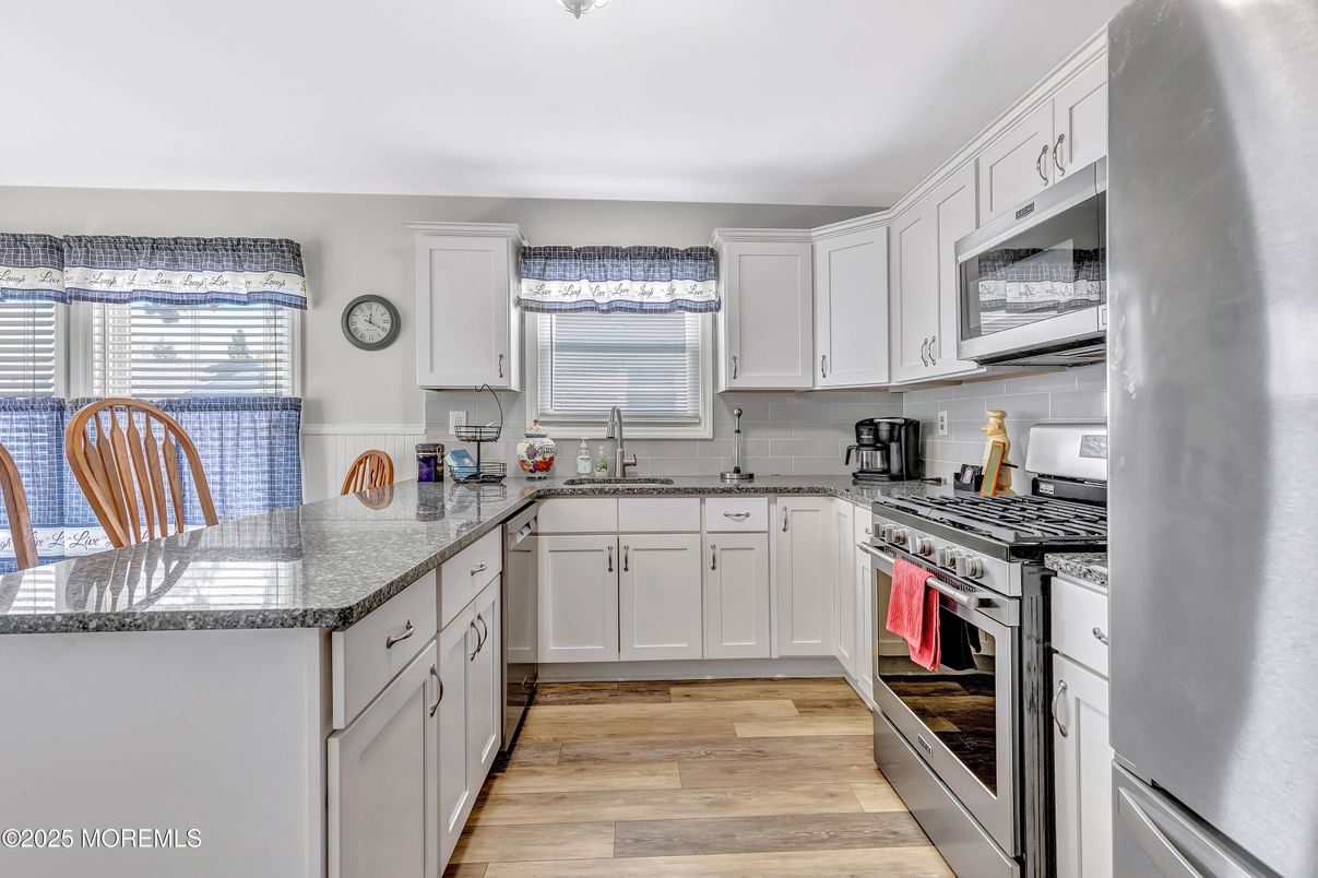 Interior, Kitchen, Wood Texture Flooring