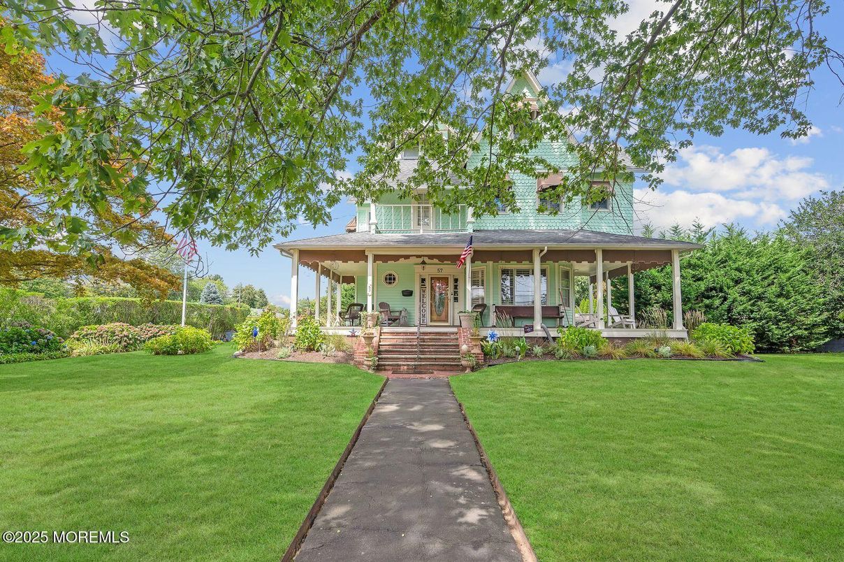Backyard, Exterior, Facade, Georgian