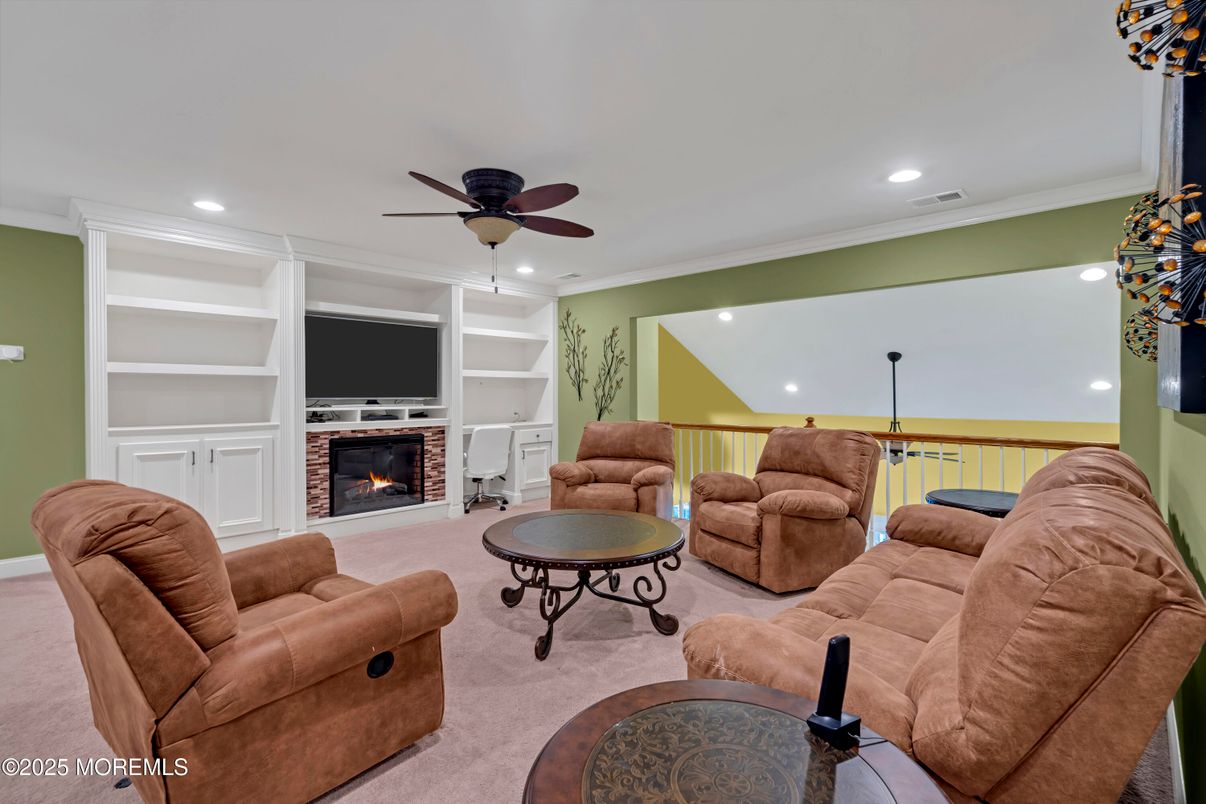 Fireplace, Interior, Living room, Recessed Lighting