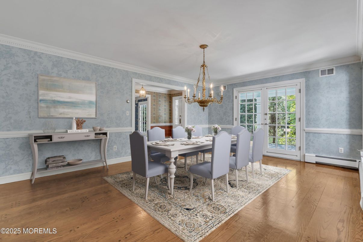 Chandelier, Dining room, Interior, Pendant Lights, Wood Texture Flooring