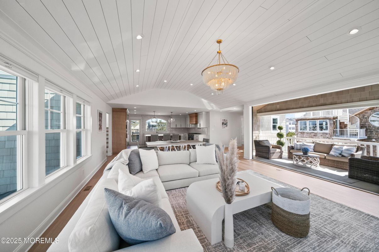 Chandelier, Dining room, Interior, Kitchen, Living room, Pendant Lights, Recessed Lighting, Wood Texture Flooring