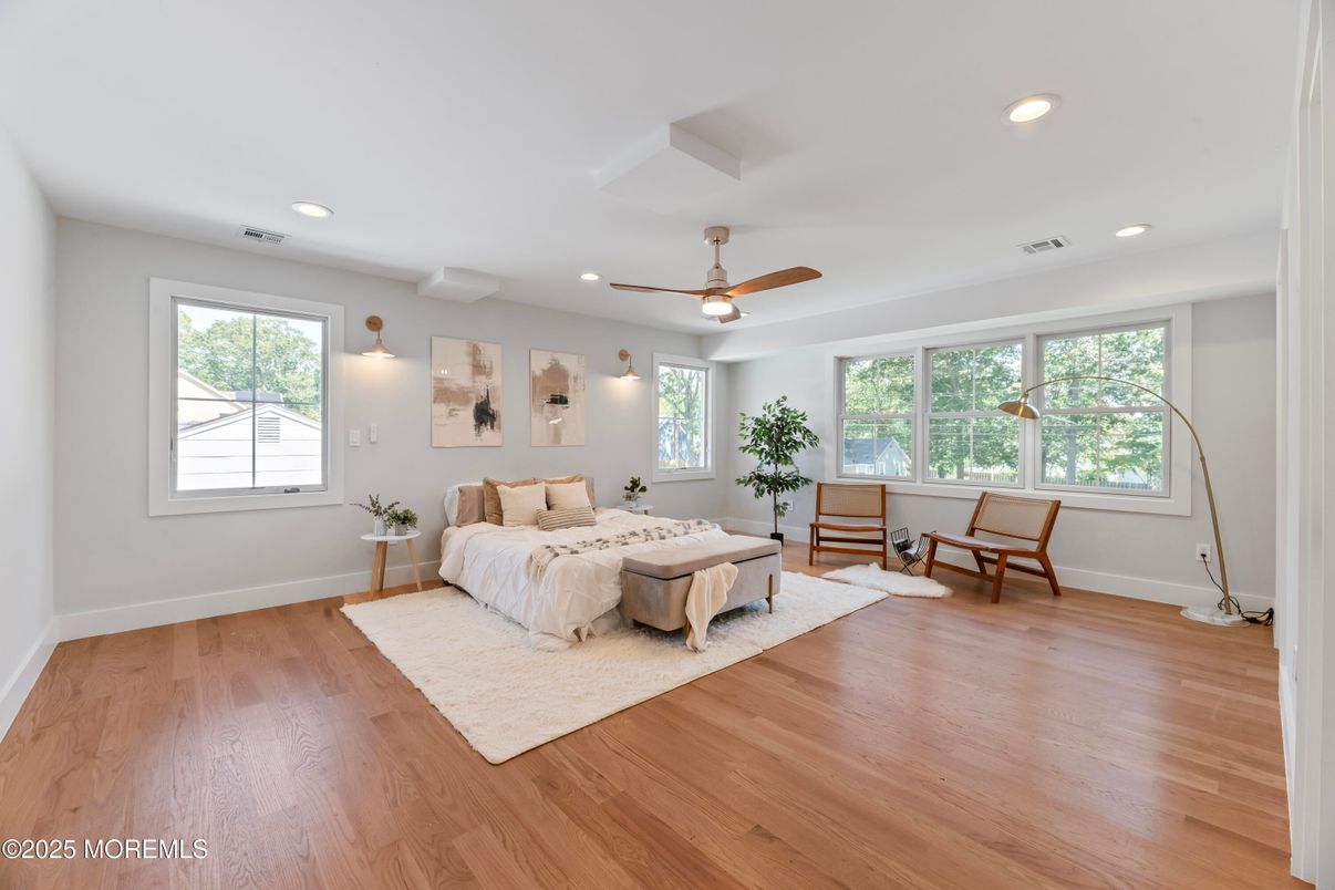 Bedroom, Interior, Recessed Lighting, Wood Texture Flooring