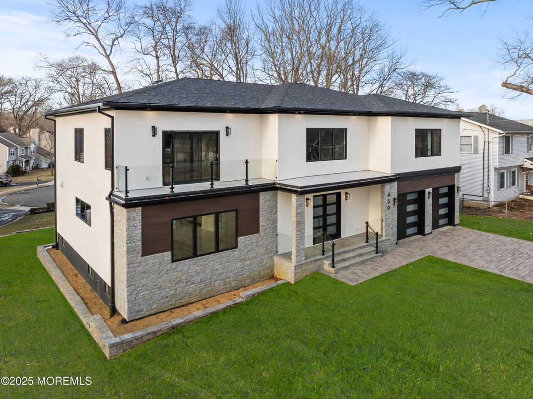 Attached, Backyard, Exterior, Facade, Split Level