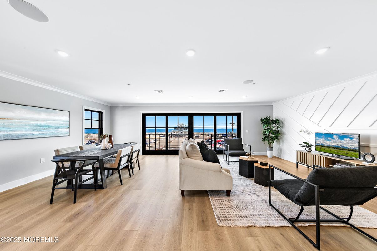 Dining room, Interior, Living room, Recessed Lighting, Water, Wood Texture Flooring